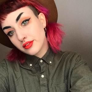 Meet your Posher, Lexie